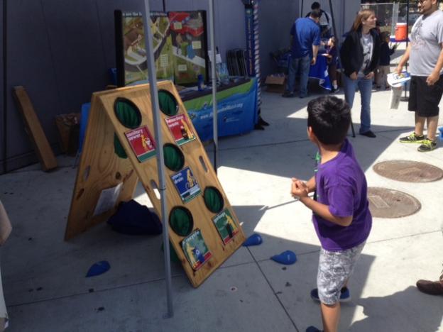 Want to teach kids about composting and recycling? Game-ify it. 